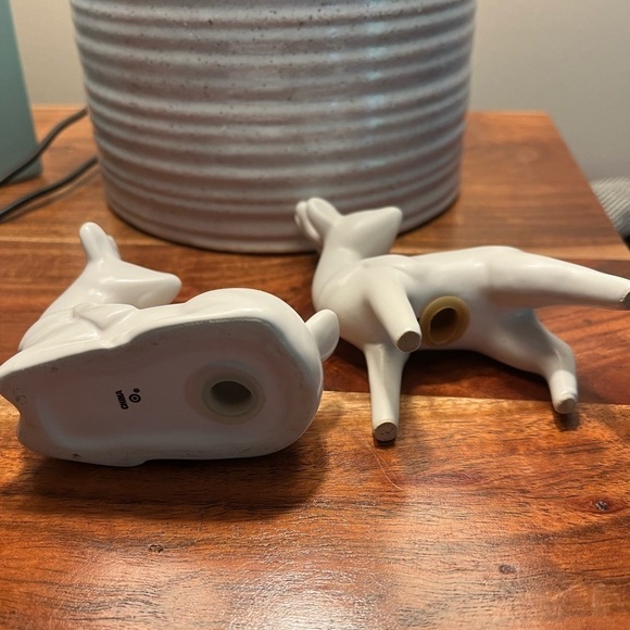 🎄Salt & Pepper Deer with Scarfs ShakerSet White Ceramic reindeer Winter - Picture 6 of 12